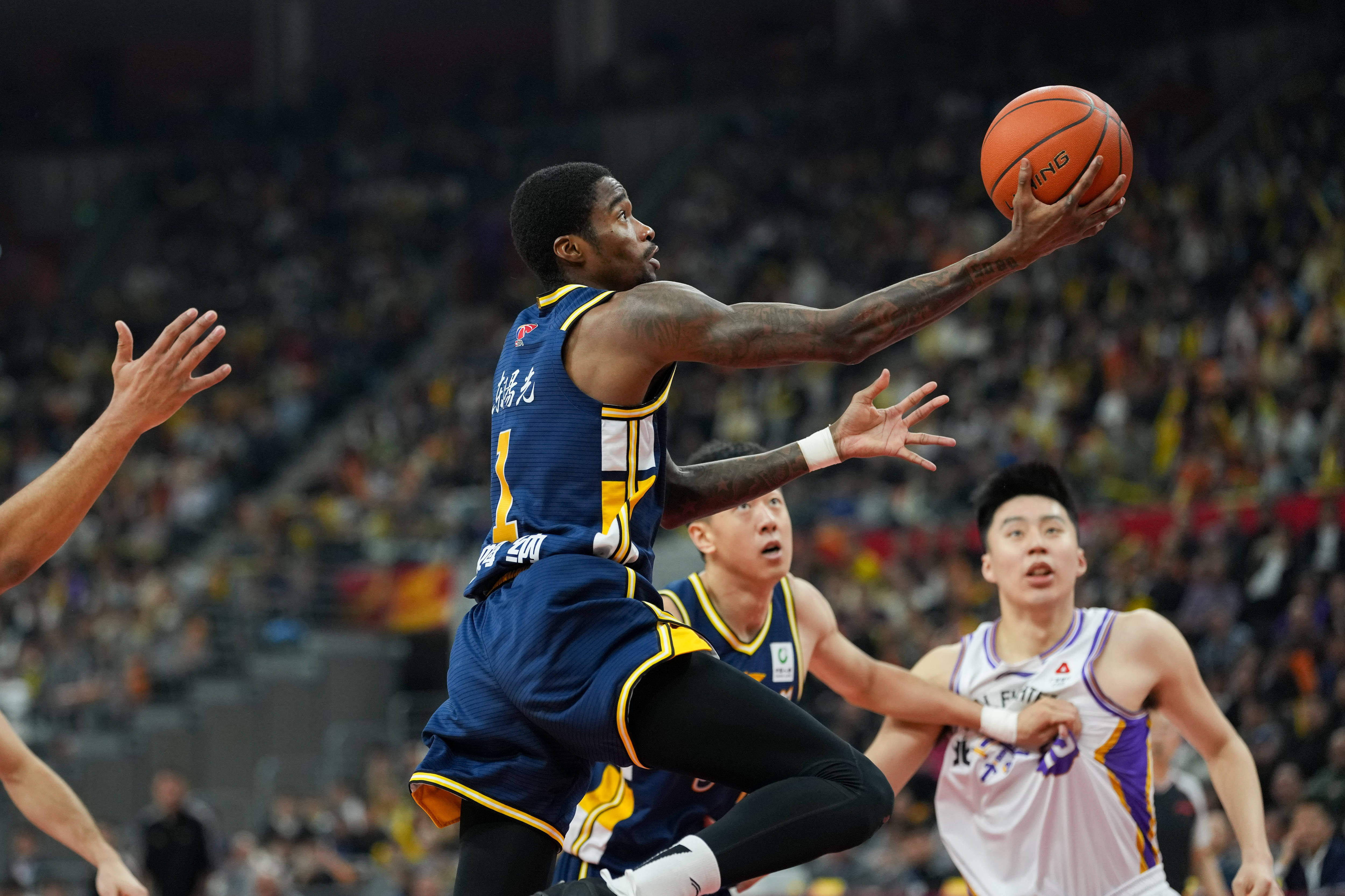 关于这也行？赛后广东宏远回应争议窗口期辽宁本钢备战NBA常规赛，洛杉矶快船围绕CBA常规赛手感冰凉的信息